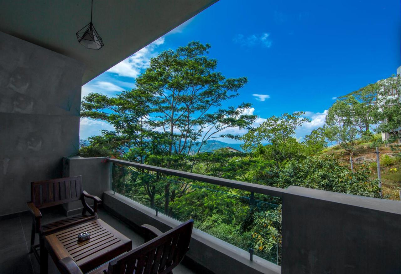 Skyloft Kandy Eksteriør billede